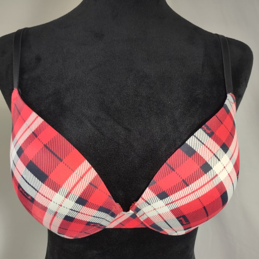PINK VS Red, White & Black Plaid Wear Everywhere Push-Up Wireless Bra Size 34C